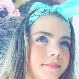 Meet your Posher, Emmalee